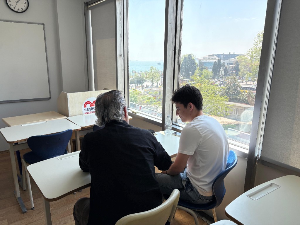 Boğaziçi Akademi Beşiktaş — derslik ve çalışma ortamı