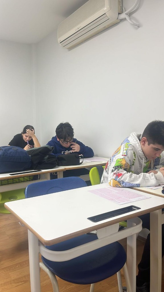 Boğaziçi Akademi Beşiktaş — derslik ve çalışma ortamı